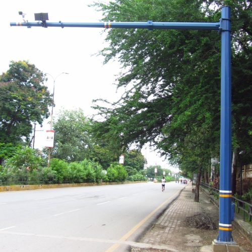 Cantilever pole